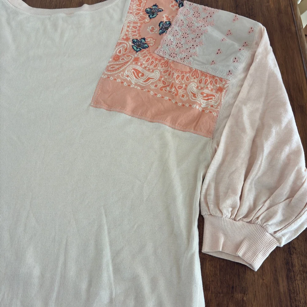 Free People We The Free Patchwork Boho Sweatshirt Large Paisley Lace Pullover - Picture 5 of 9